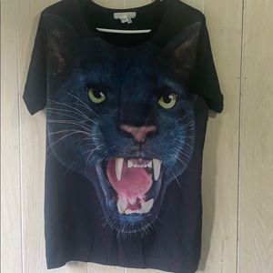 Black cat tee